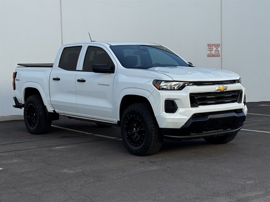 2025 Chevrolet Colorado - $24,990