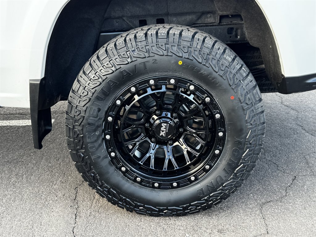 2025 Chevrolet Colorado - $24,990