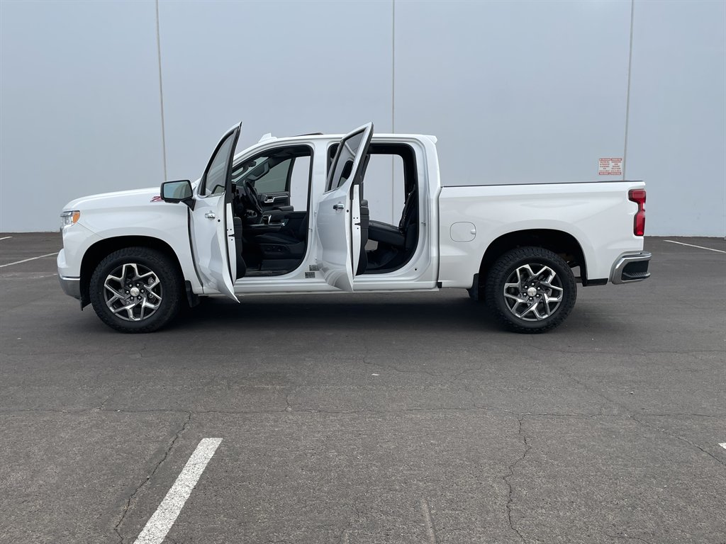 2024 Chevrolet Silverado 1500 - $38,990