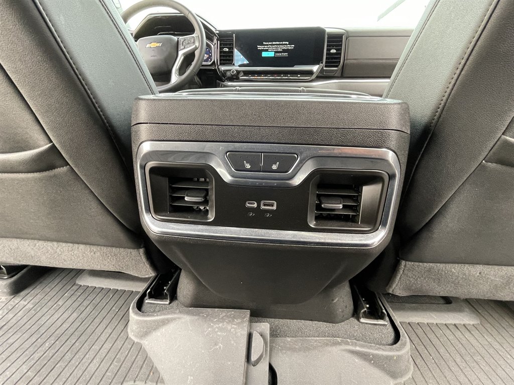 2024 Chevrolet Silverado 1500 - $38,990