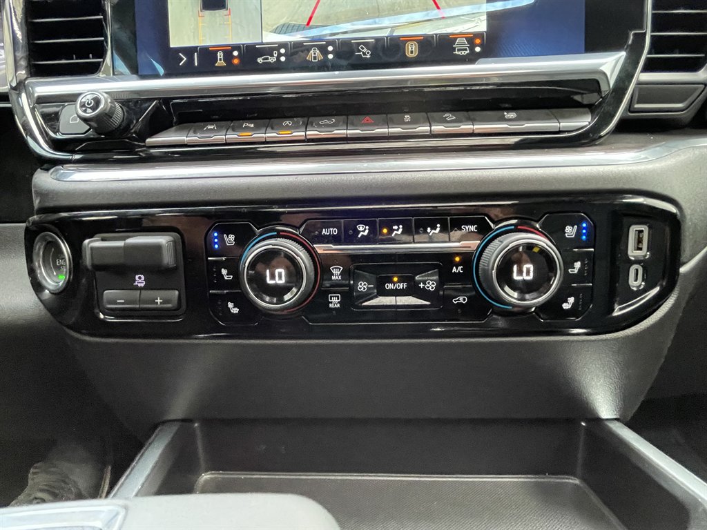 2024 Chevrolet Silverado 1500 - $38,990