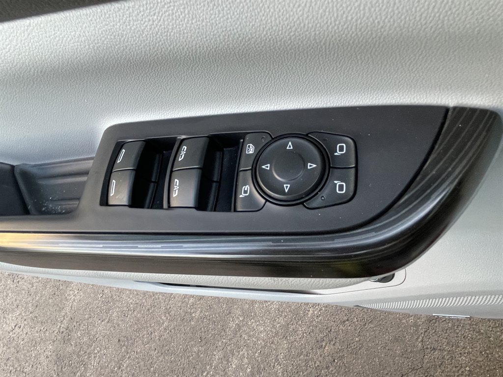 2021 GMC Acadia SLT photo
