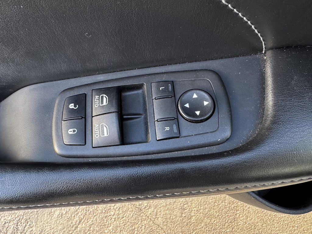 2022 Dodge Challenger - $15,990