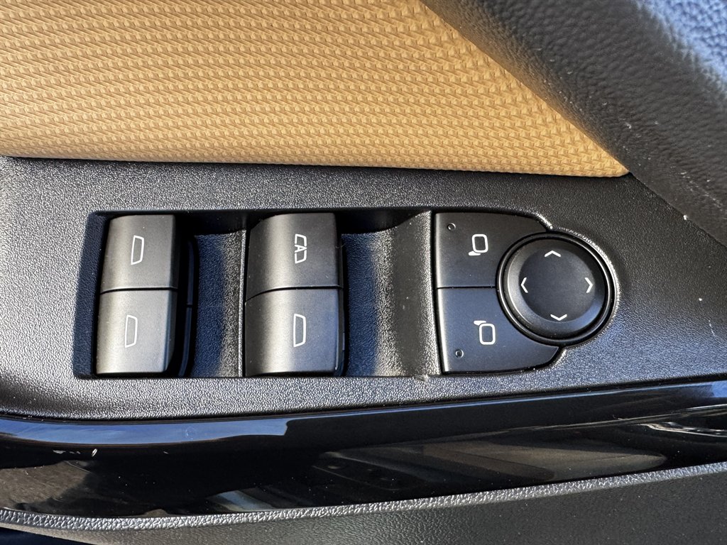 2025 Chevrolet Equinox - $21,990