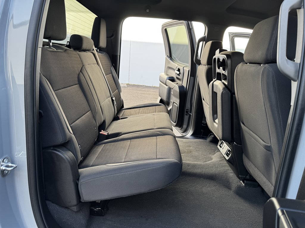 2024 Chevrolet Silverado 1500 4x4 - $24,990