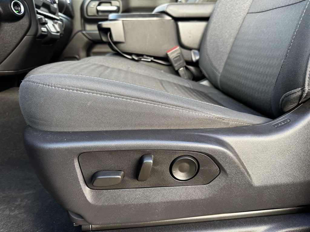 2024 Chevrolet Silverado 1500 4x4 - $24,990