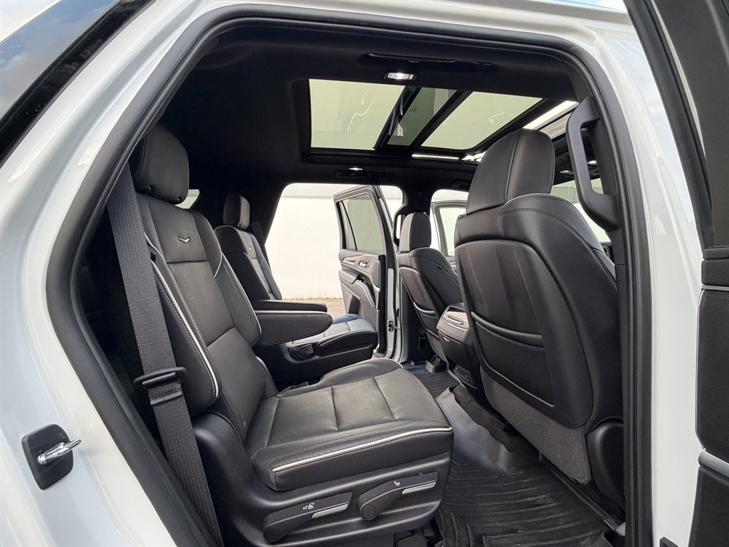 2023 Cadillac Escalade - $58,990