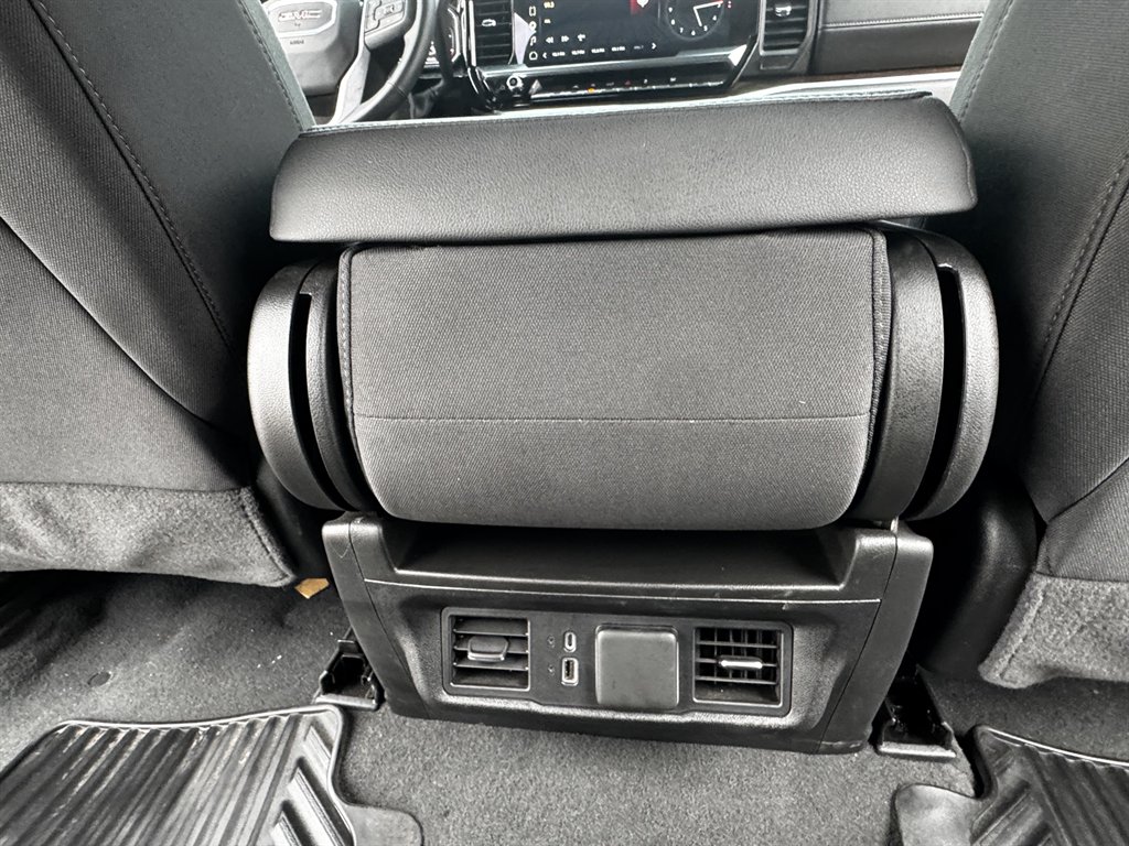 2025 GMC Sierra 1500 - $31,990