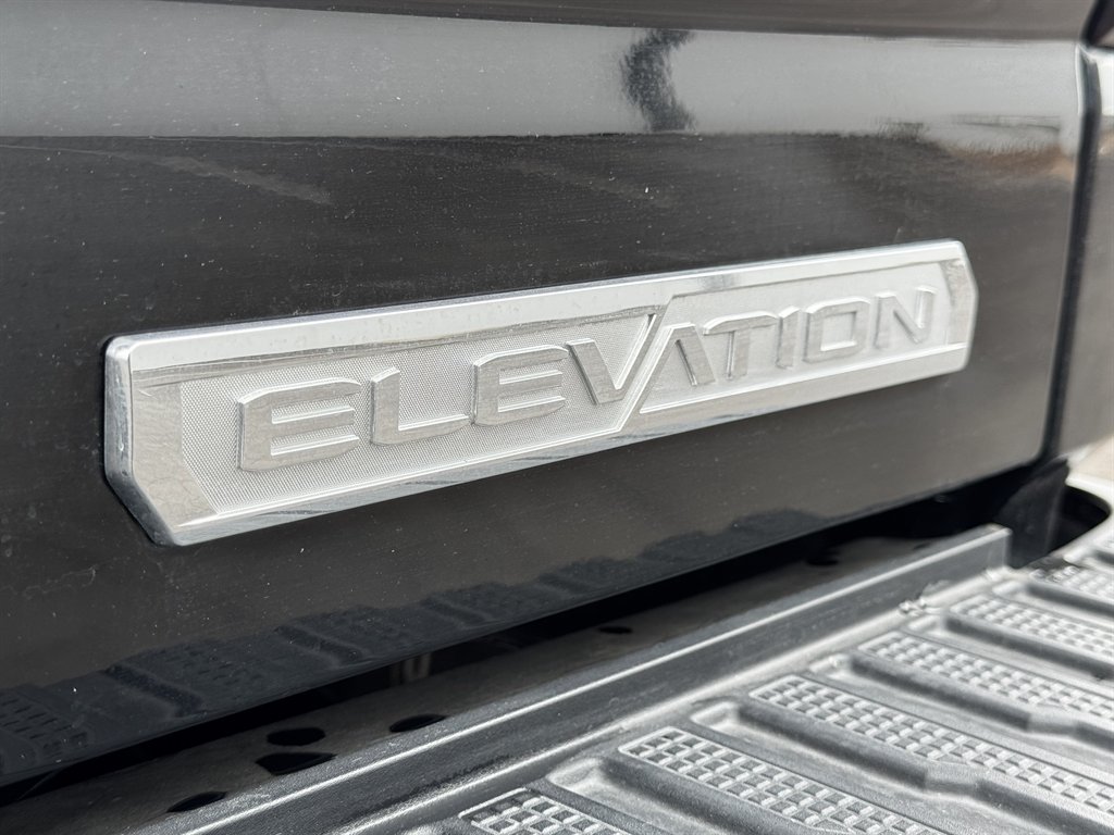 2025 GMC Sierra 1500 - $31,990