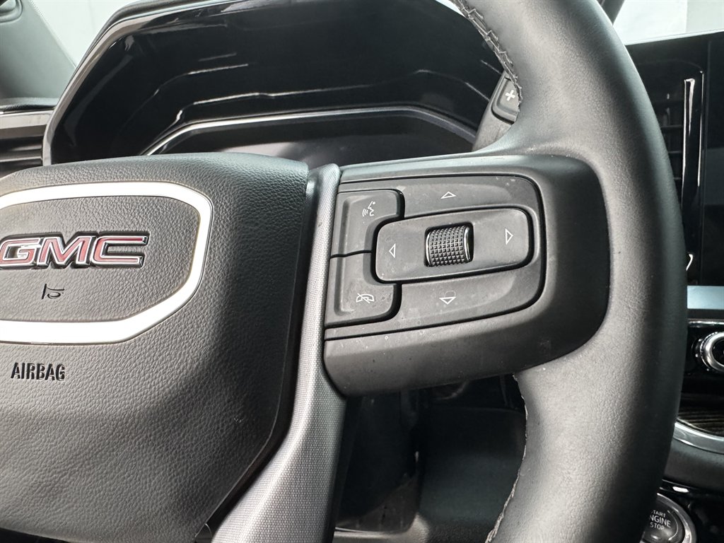 2025 GMC Sierra 1500 - $31,990