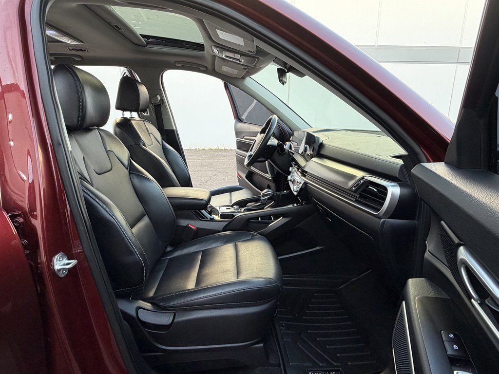 2023 Kia Telluride - $21,990