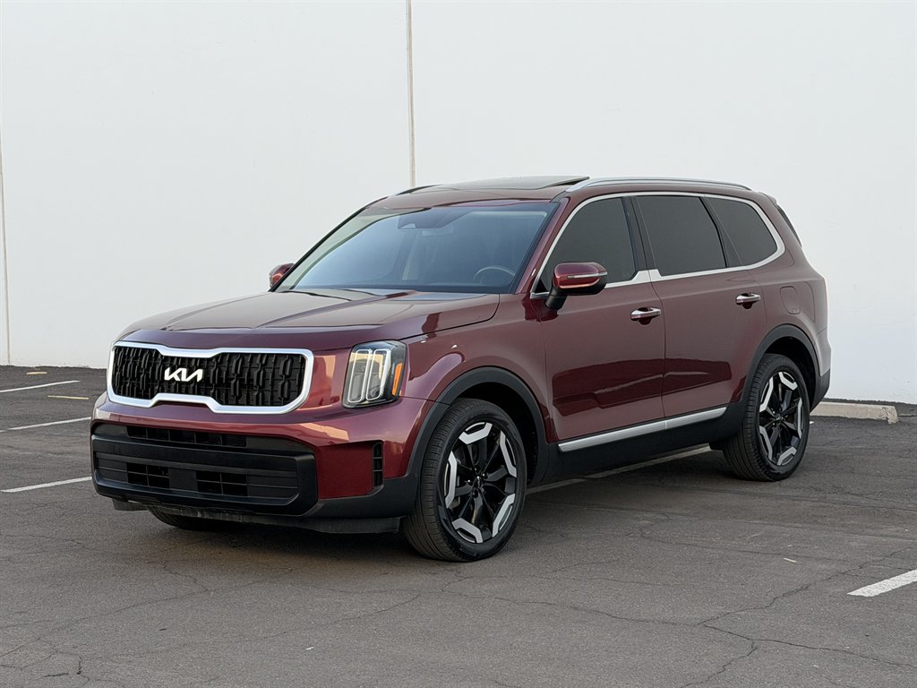 2023 Kia Telluride - $21,990