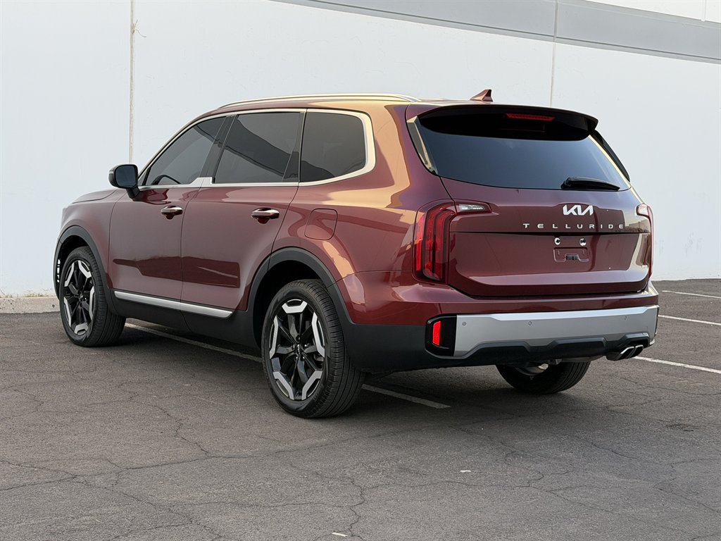 2023 Kia Telluride - $21,990