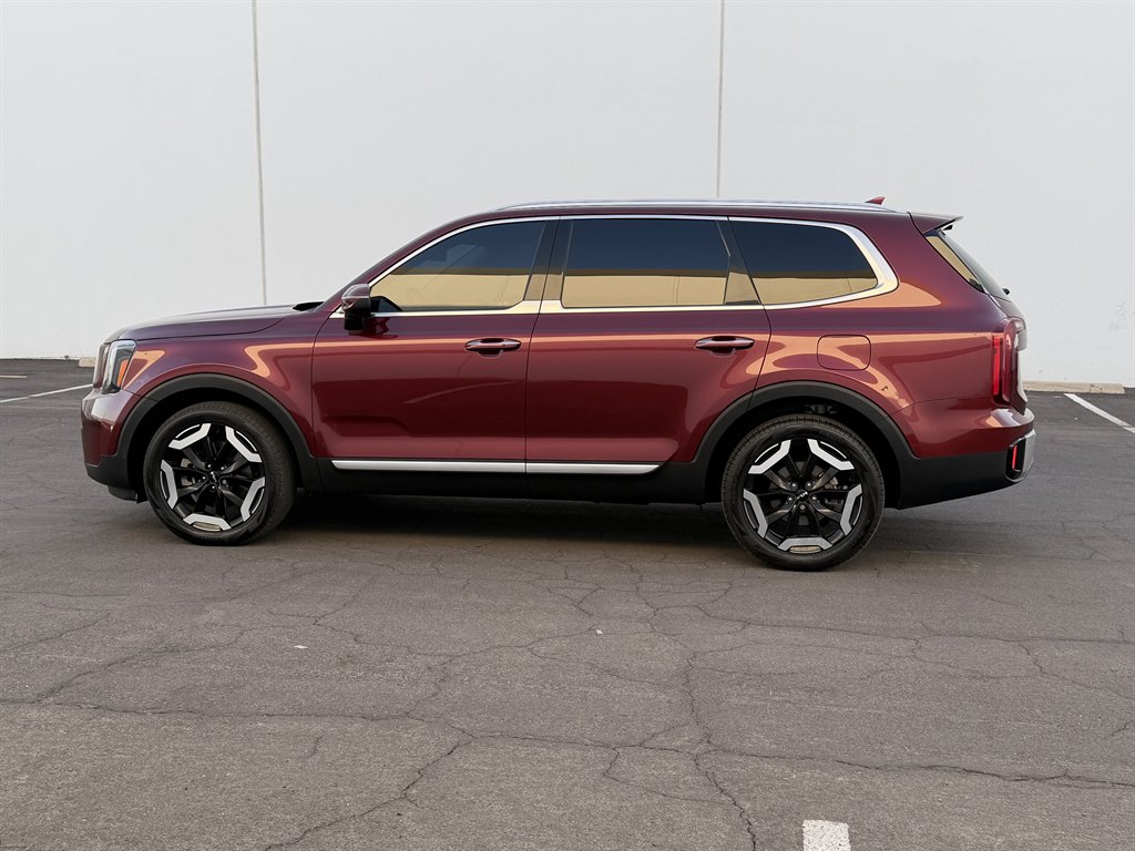 2023 Kia Telluride - $21,990
