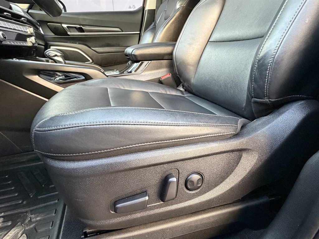 2023 Kia Telluride - $21,990