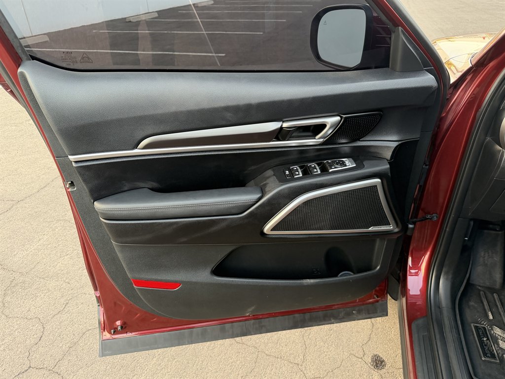 2023 Kia Telluride - $21,990