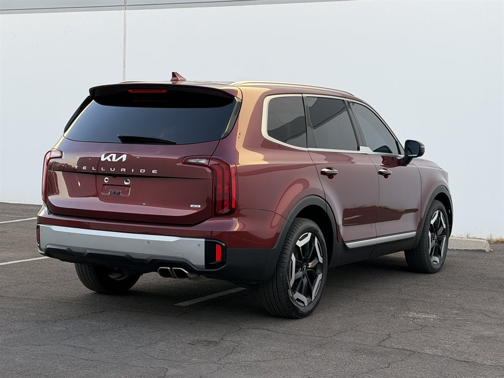 2023 Kia Telluride - $21,990