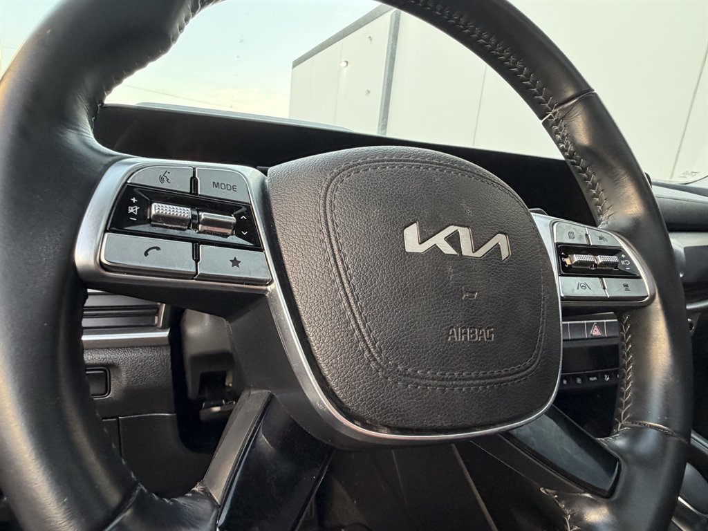 2023 Kia Telluride - $21,990
