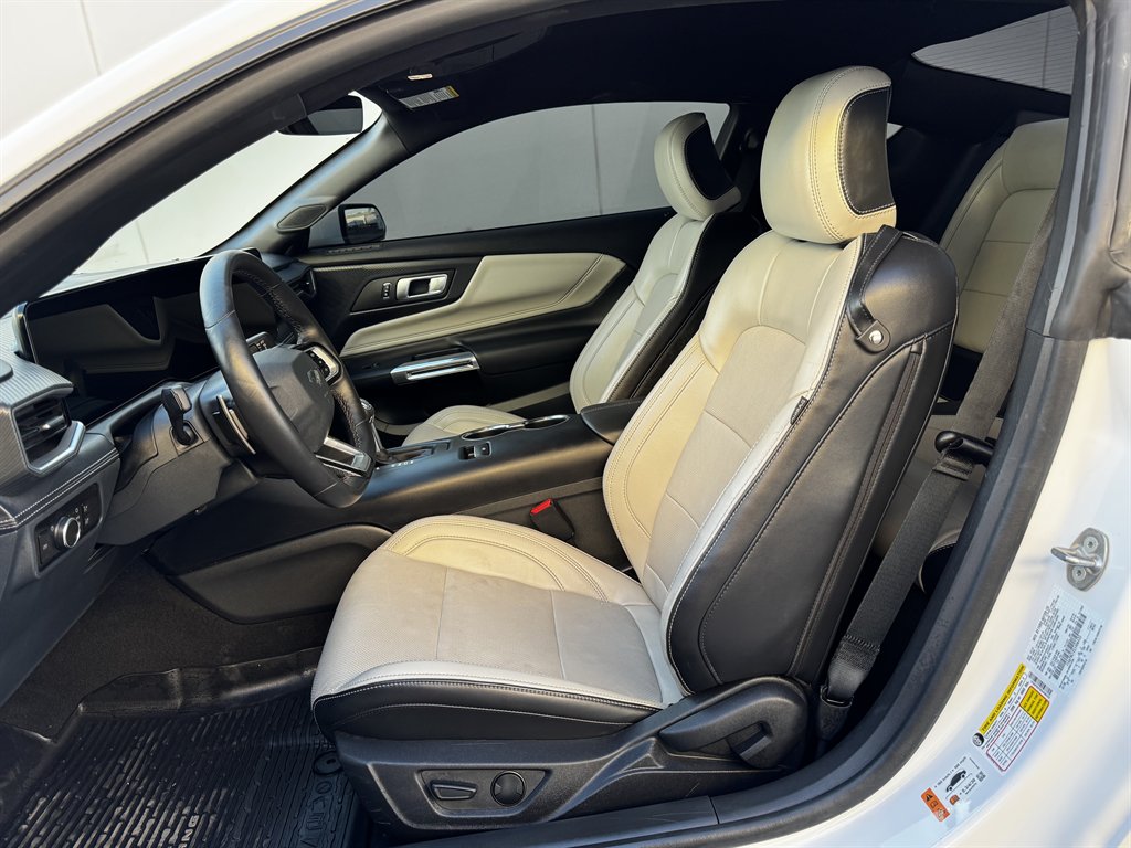 2025 Ford Mustang - $38,990