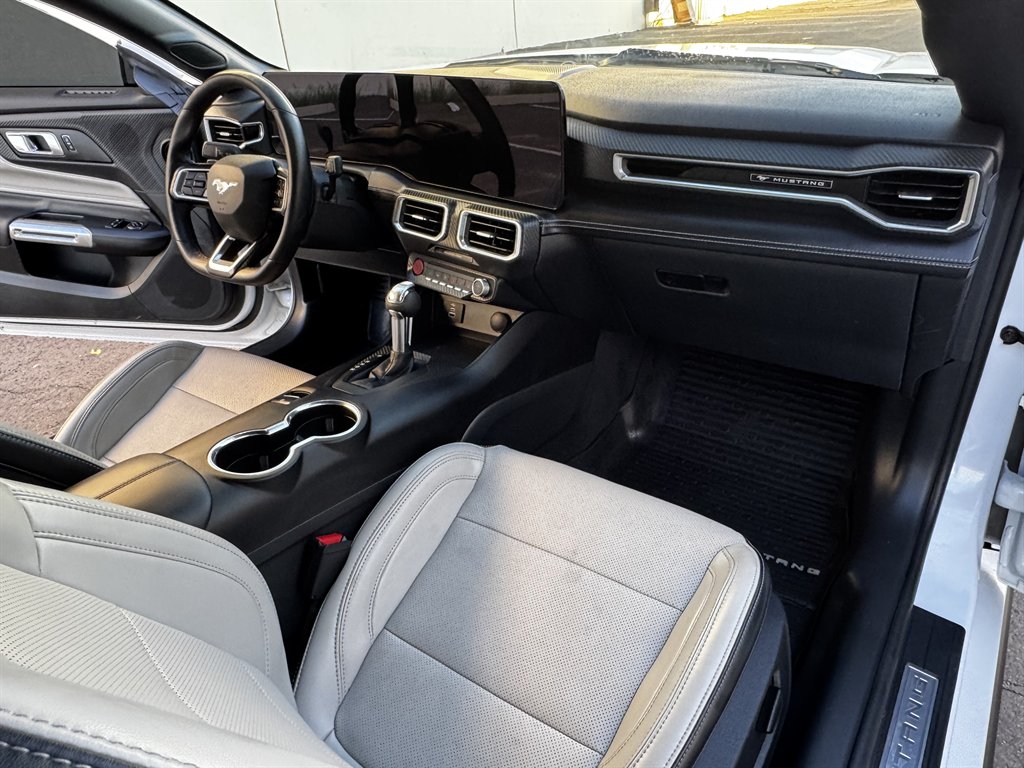 2025 Ford Mustang - $38,990