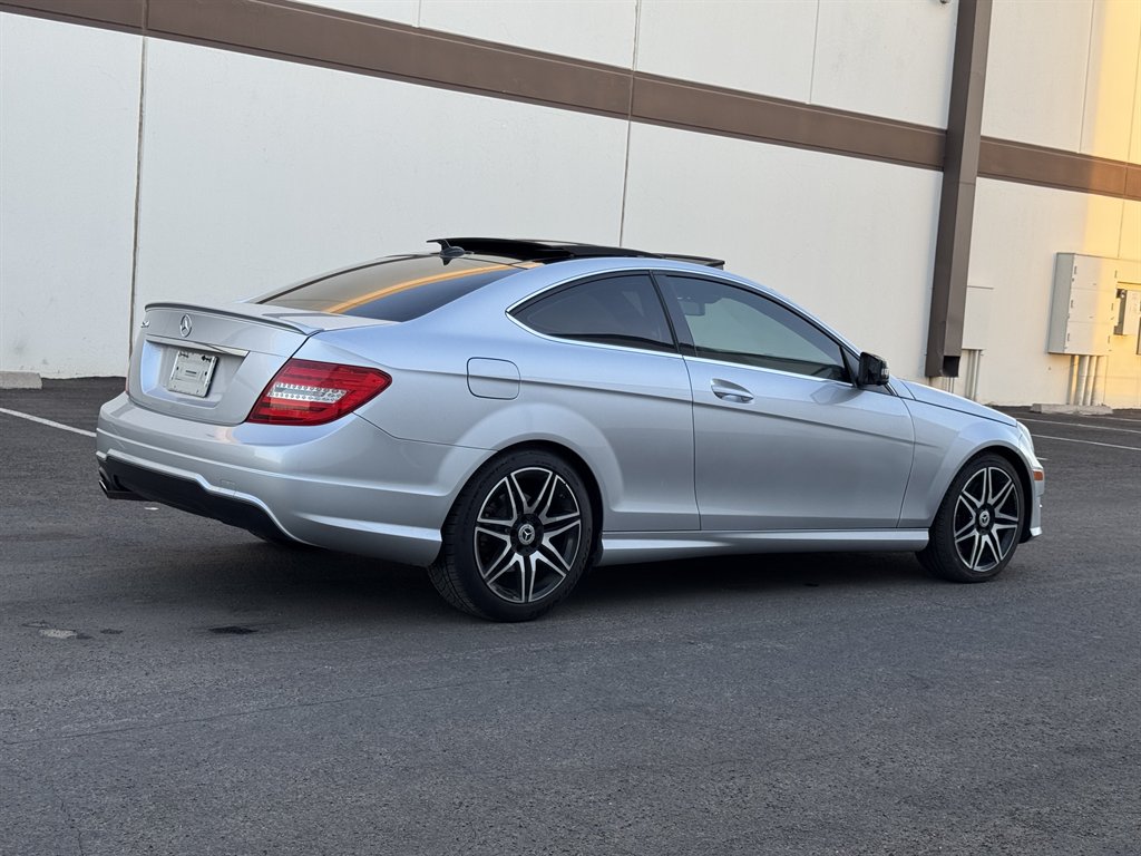 2015 Mercedes-Benz C-Class - $11,490