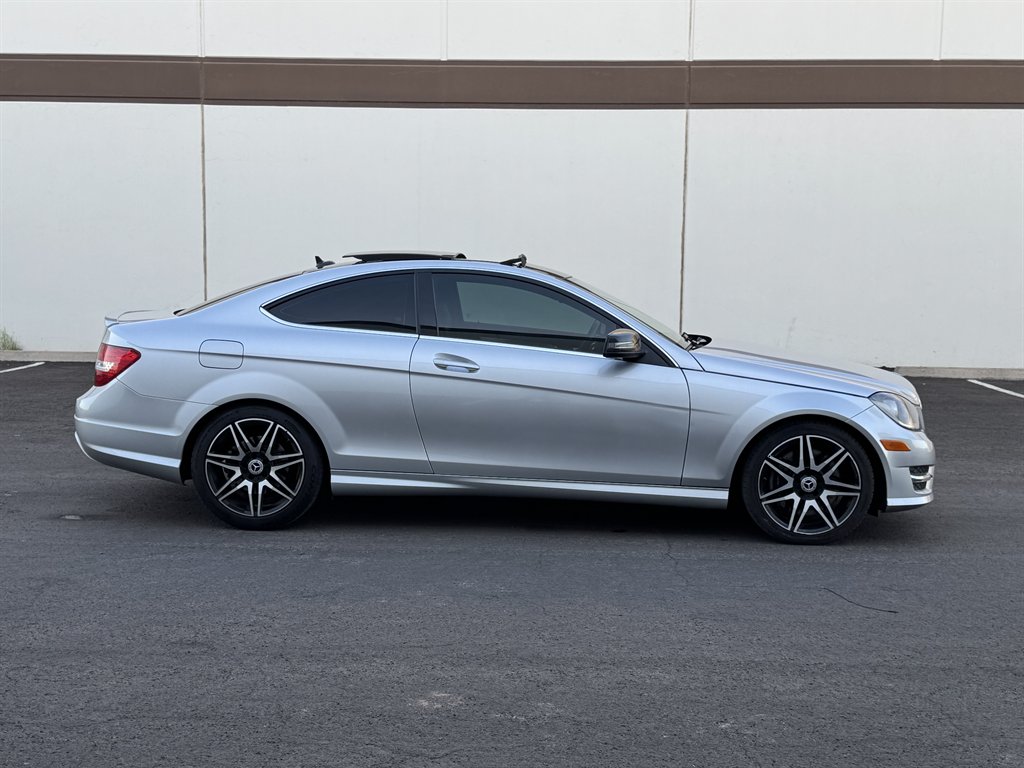 2015 Mercedes-Benz C-Class - $11,490
