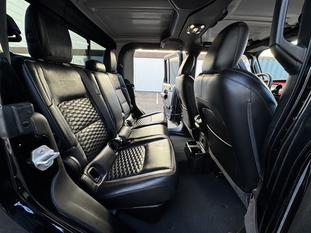 2023 Jeep Gladiator - $35,990