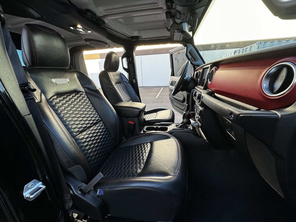 2023 Jeep Gladiator - $35,990
