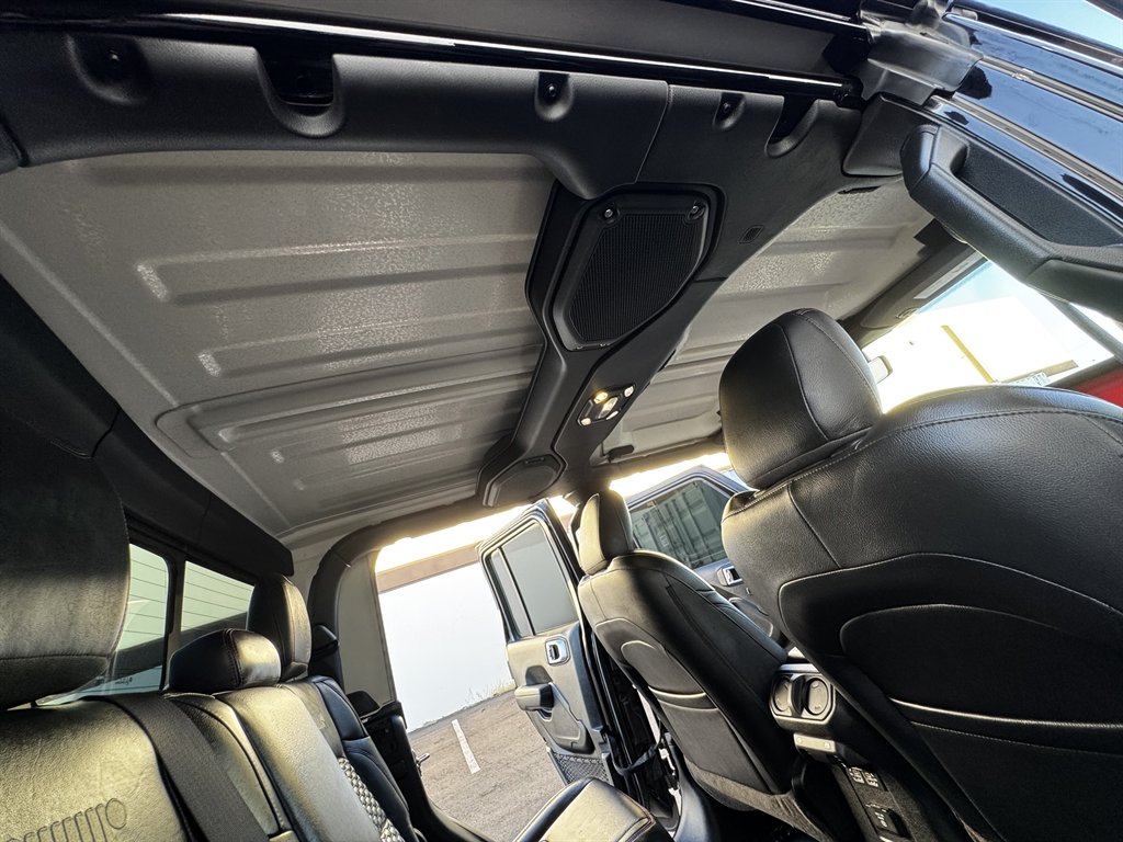 2023 Jeep Gladiator - $35,990
