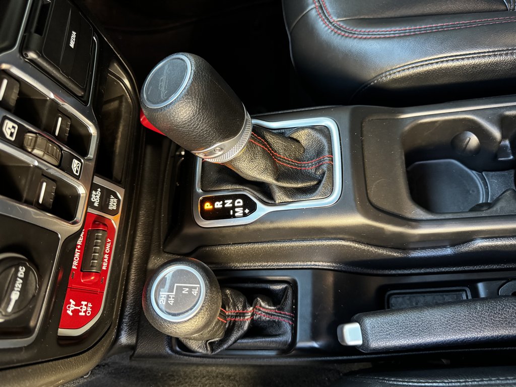2023 Jeep Gladiator - $35,990