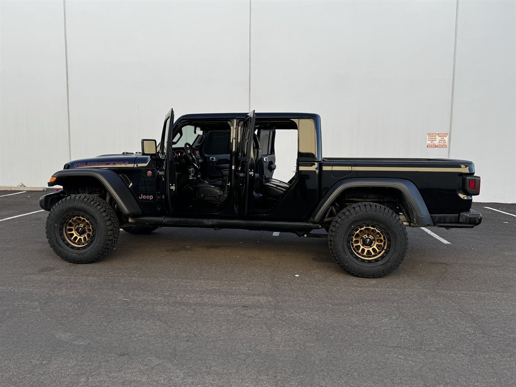 2023 Jeep Gladiator - $35,990