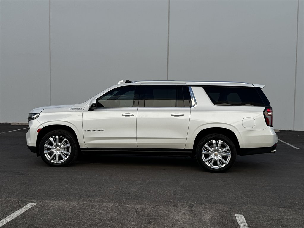2023 Chevrolet Suburban - $44,990