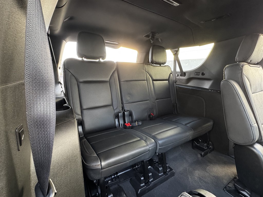 2023 Chevrolet Suburban - $44,990