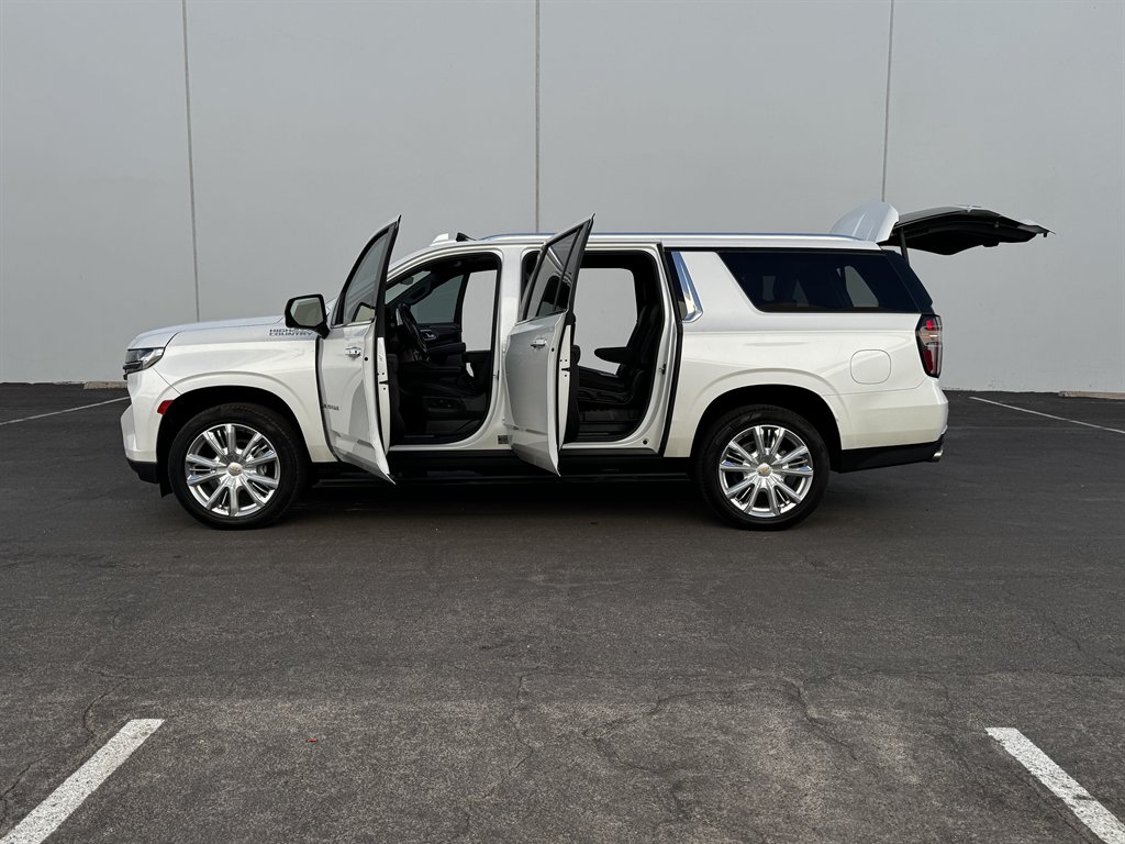 2023 Chevrolet Suburban - $44,990