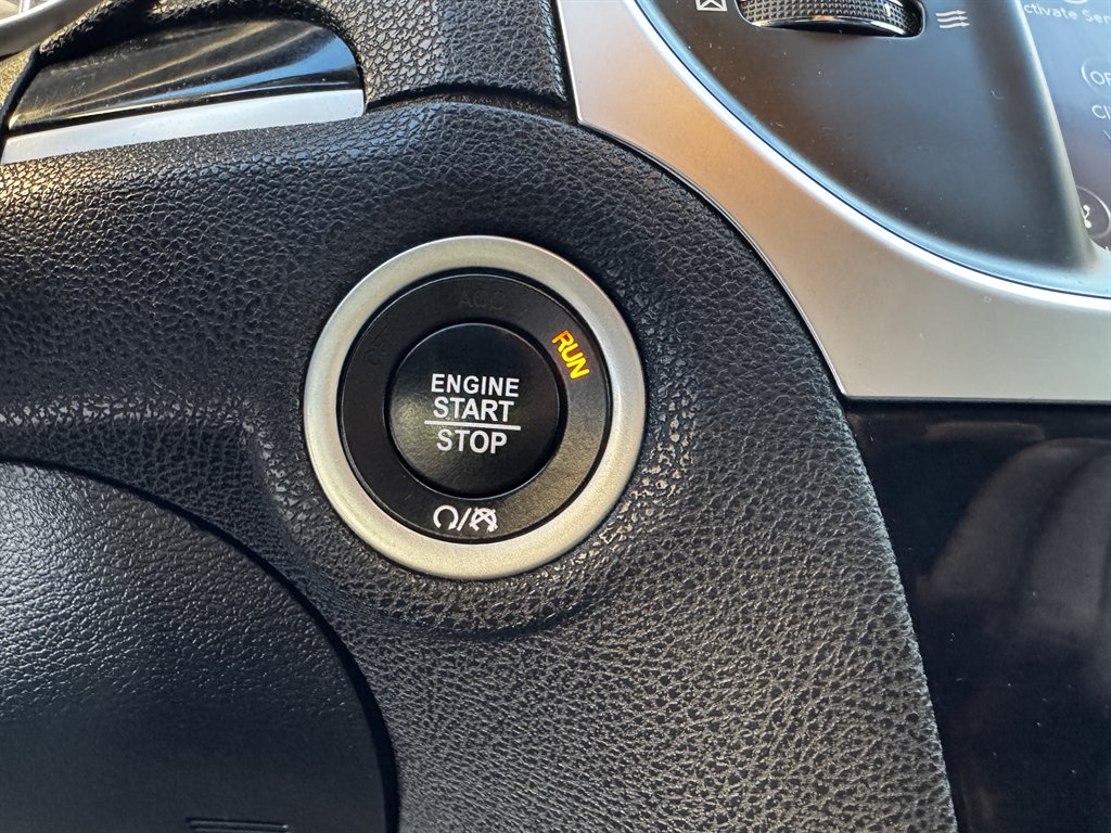 2023 Chrysler 300 - $15,990