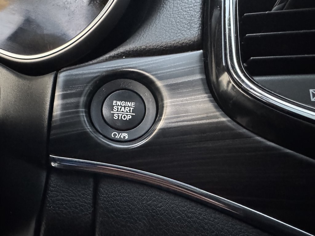2021 Jeep Cherokee - $16,990