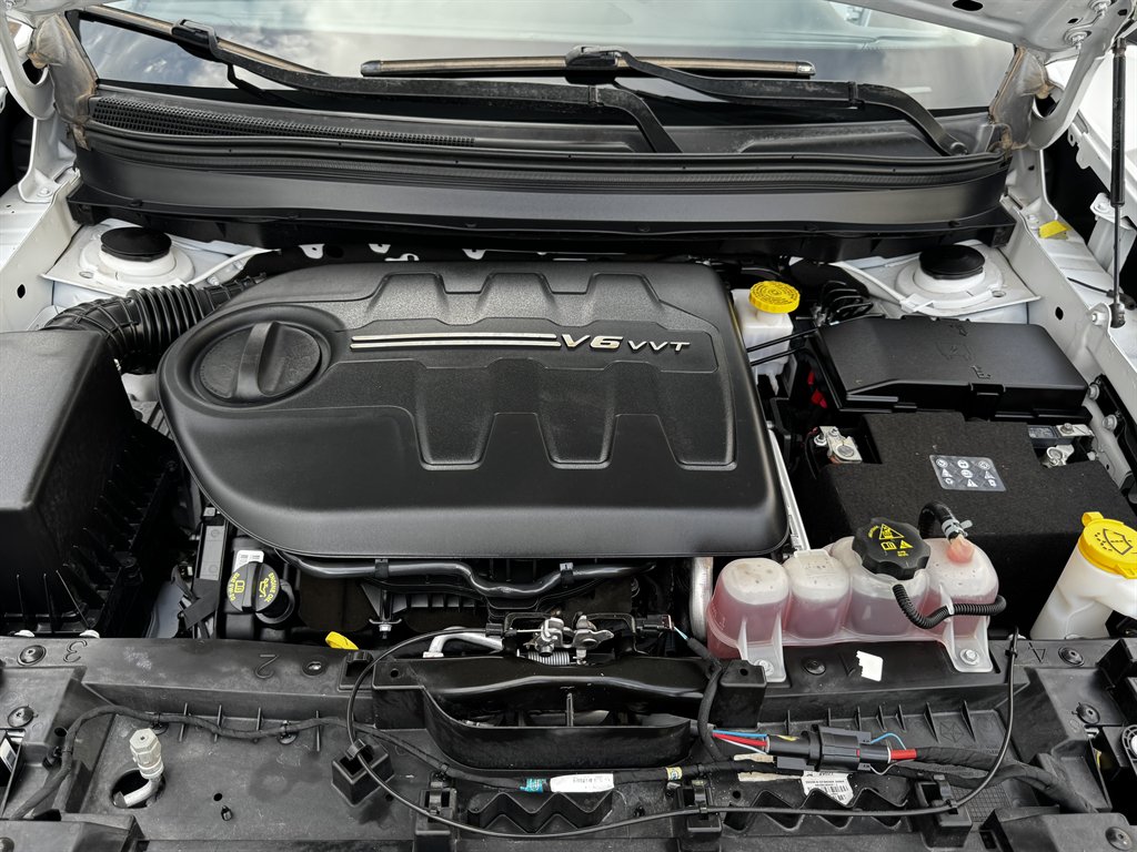 2020 Jeep Cherokee - $13,990