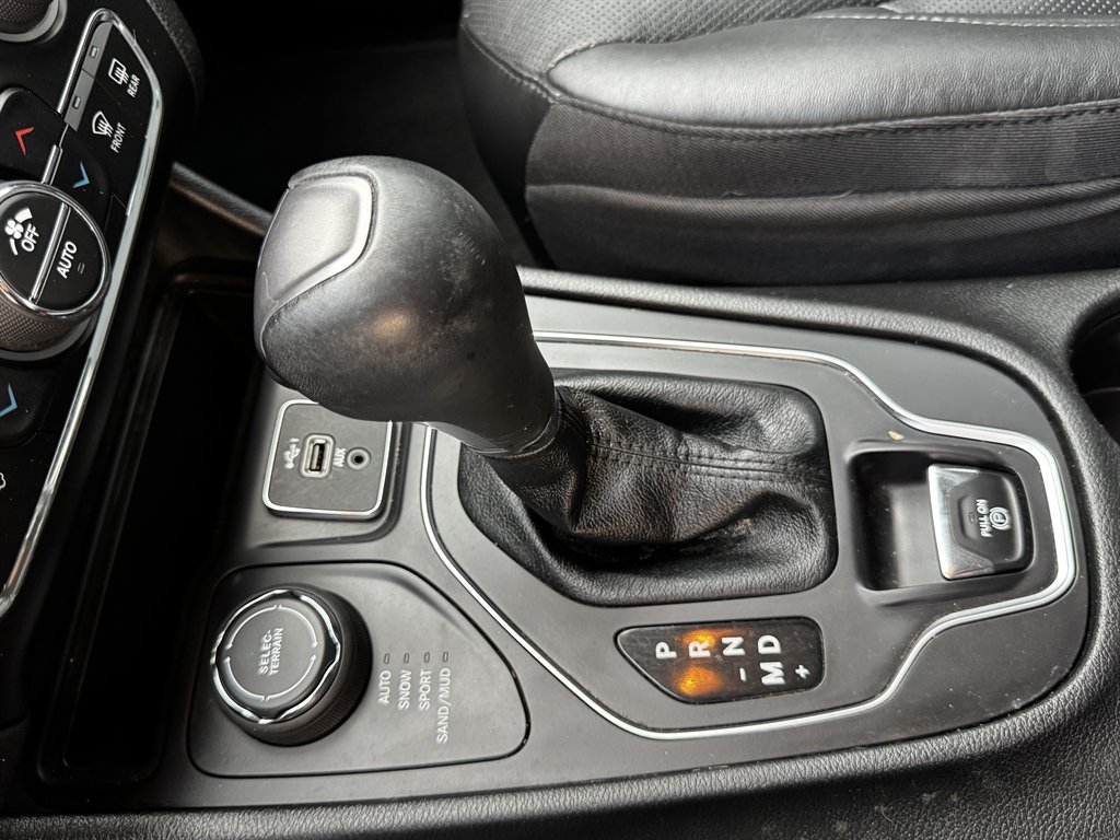 2020 Jeep Cherokee - $13,990