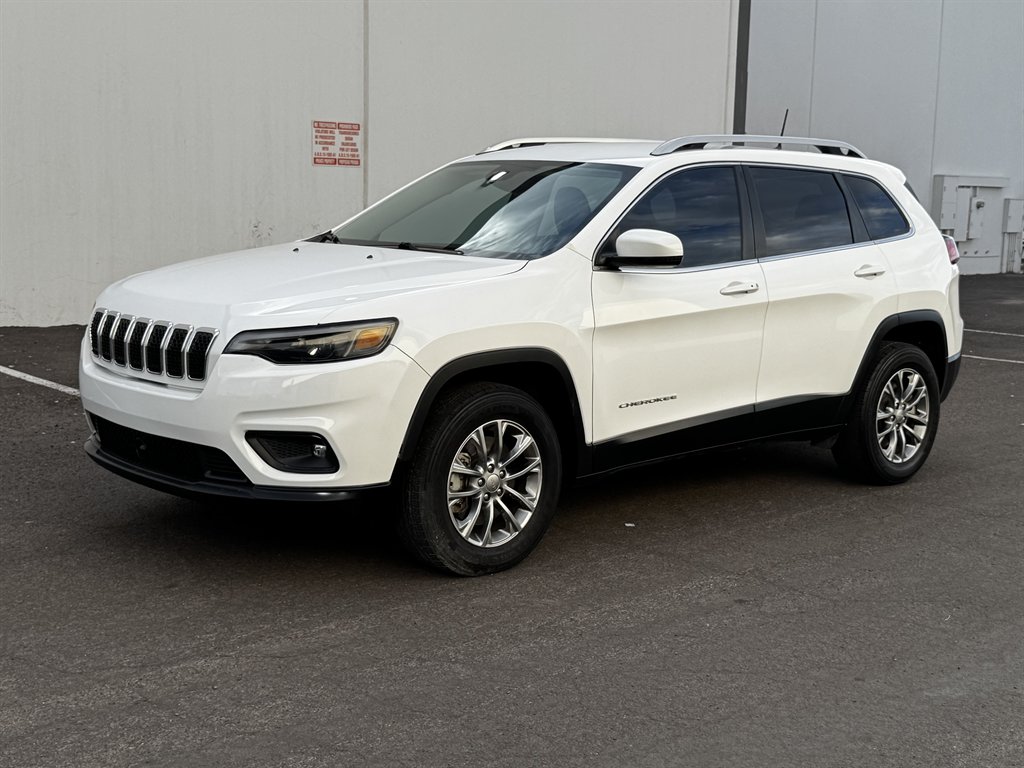 2020 Jeep Cherokee - $13,990