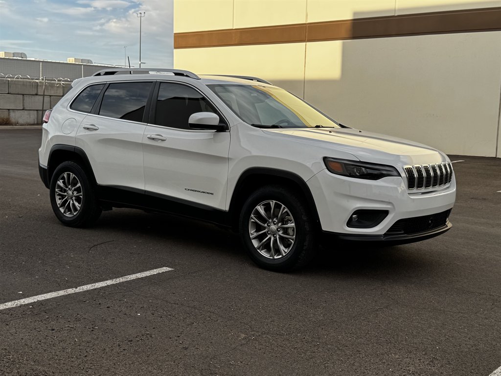 2020 Jeep Cherokee - $13,990