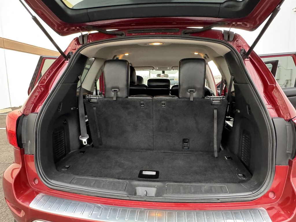 2017 Nissan Pathfinder S photo