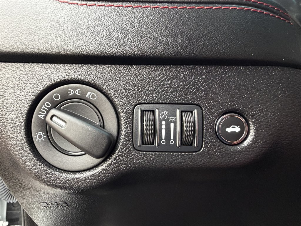 2023 Dodge Charger - $39,990