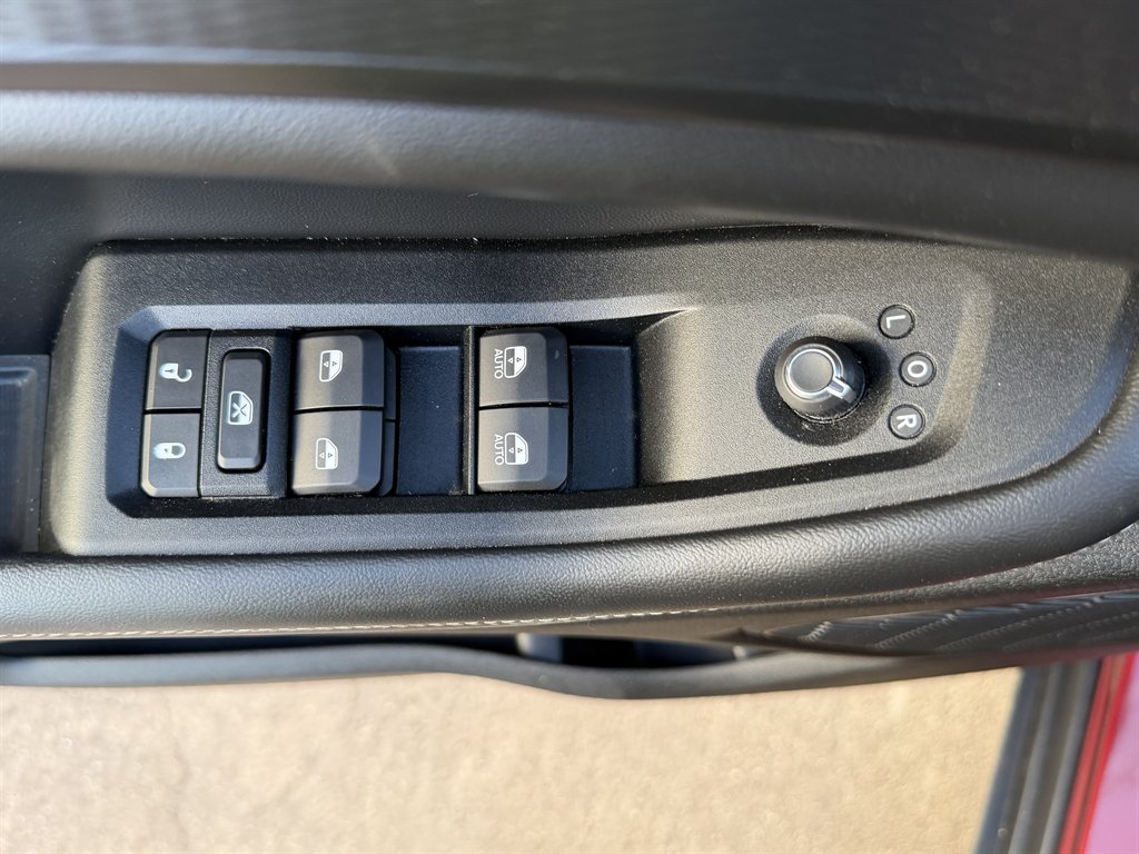 2023 Jeep Cherokee - $18,990