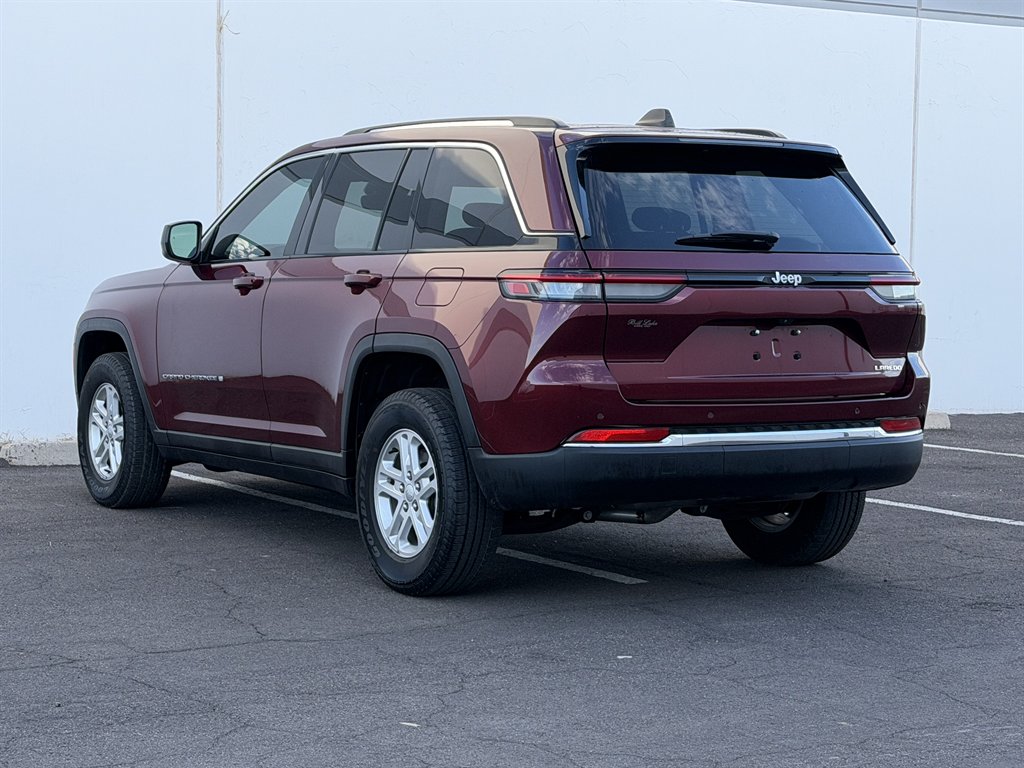2023 Jeep Cherokee - $18,990