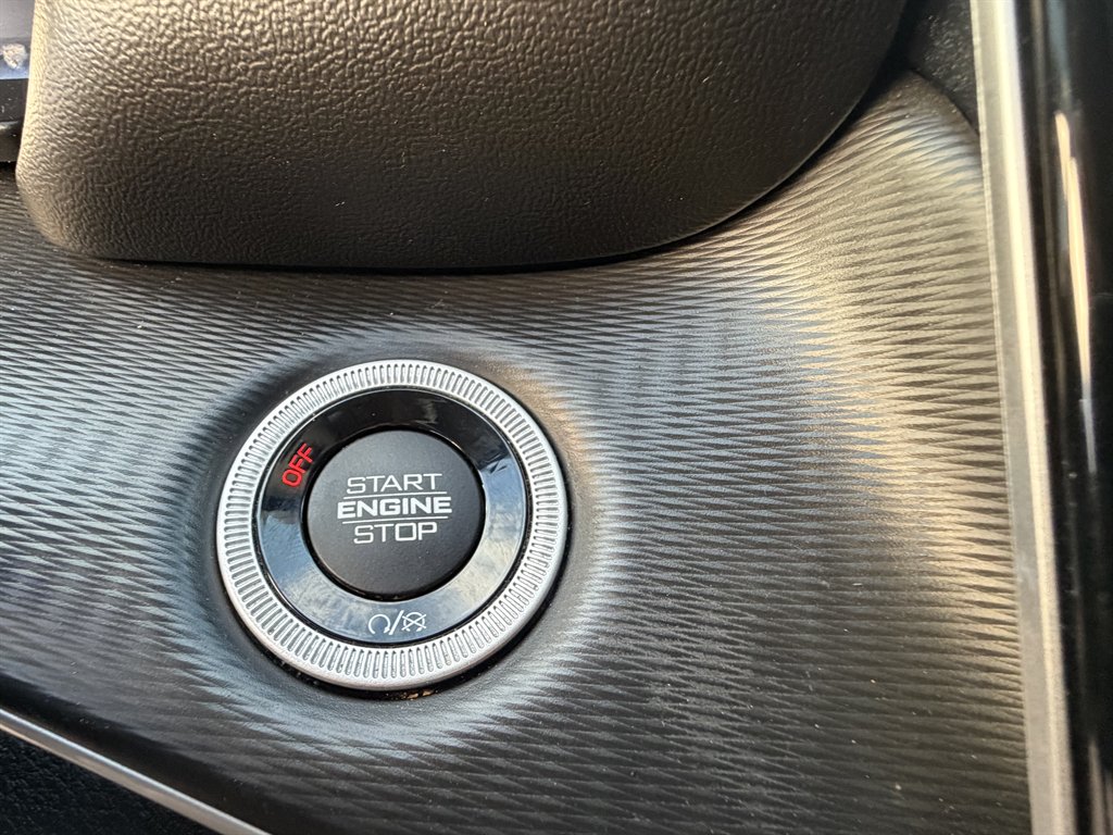 2023 Jeep Cherokee - $18,990