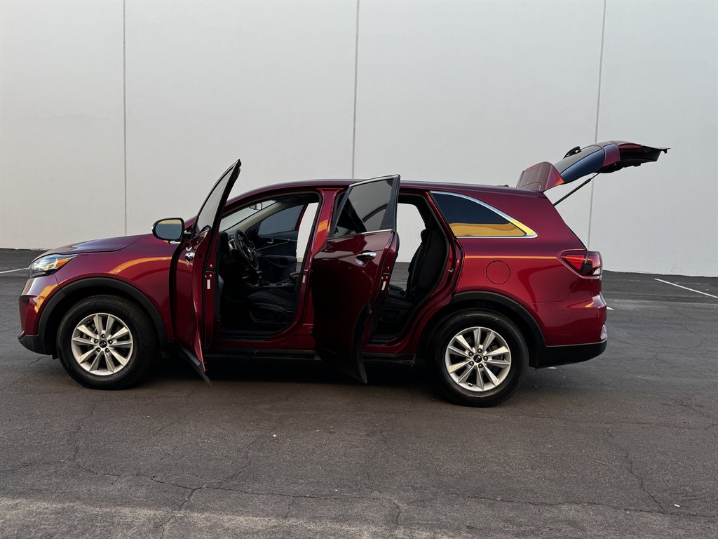 2020 Kia Sorento - $11,990