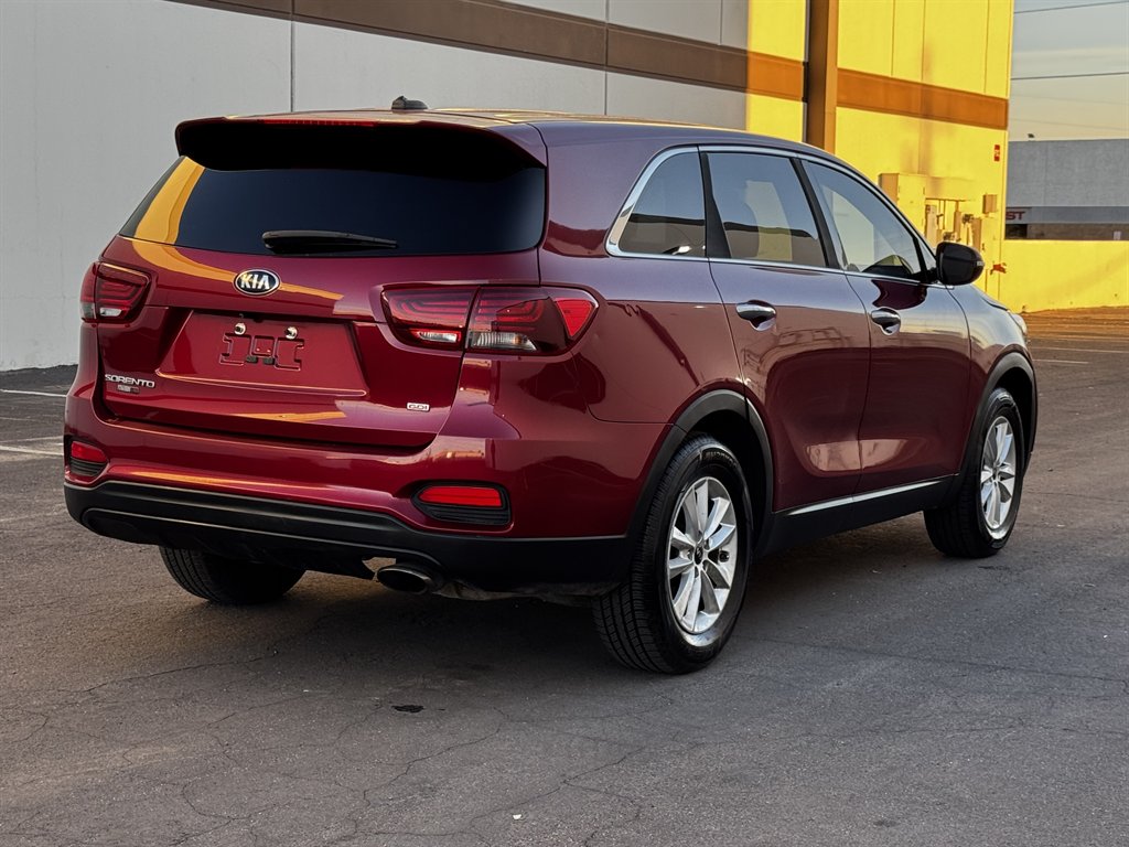 2020 Kia Sorento - $11,990