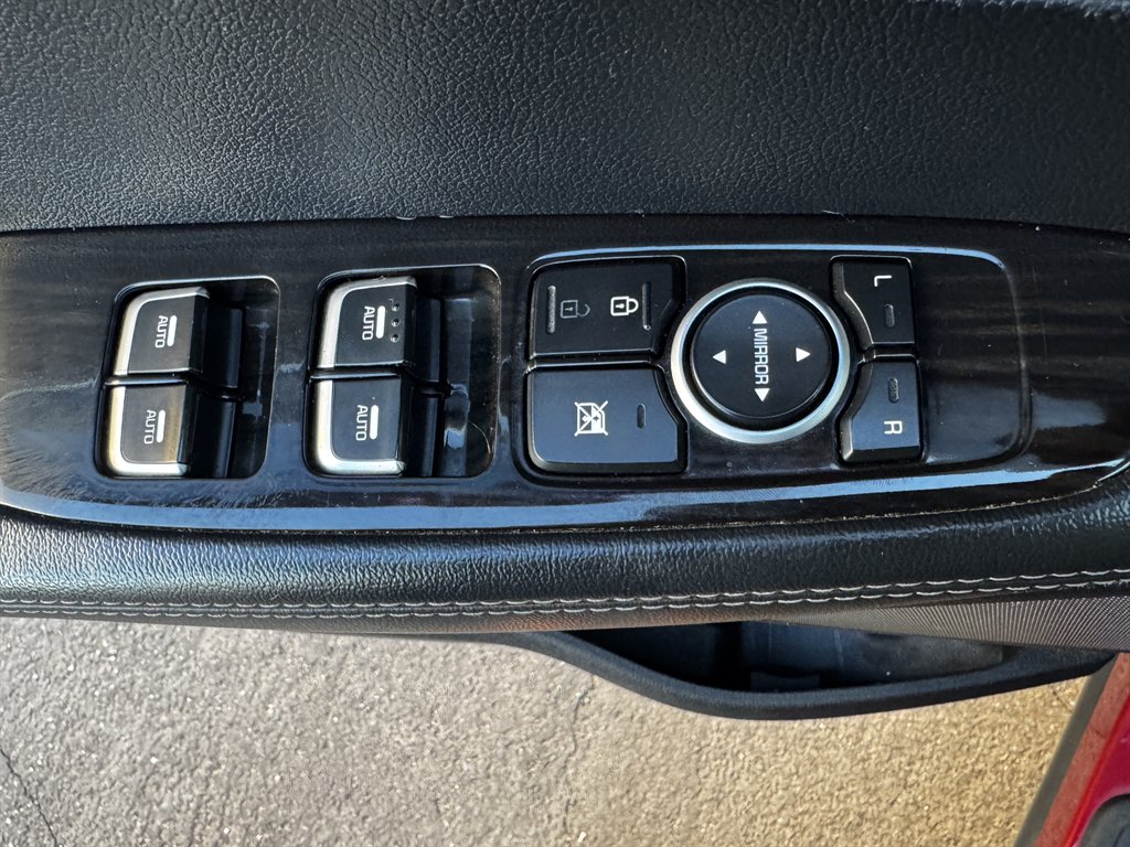 2020 Kia Sorento - $11,990