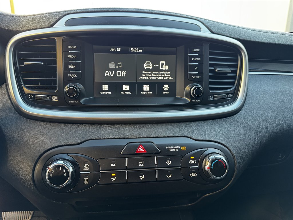 2020 Kia Sorento - $11,990