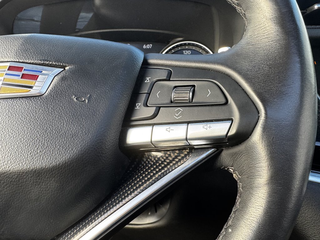 2024 Cadillac XT6 - $32,990